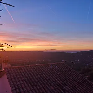 Vue Mer, Au Calme, Avec Jardin ! , Spéracèdes France